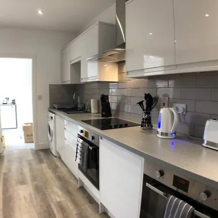 Lejlighed Central Cosy 4 Bed House With Parking On Site Selby